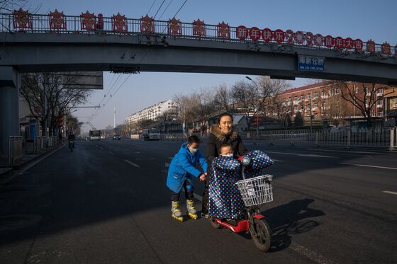 China’s Virus-Hit Cities Remain World’s Biggest Ghost Towns