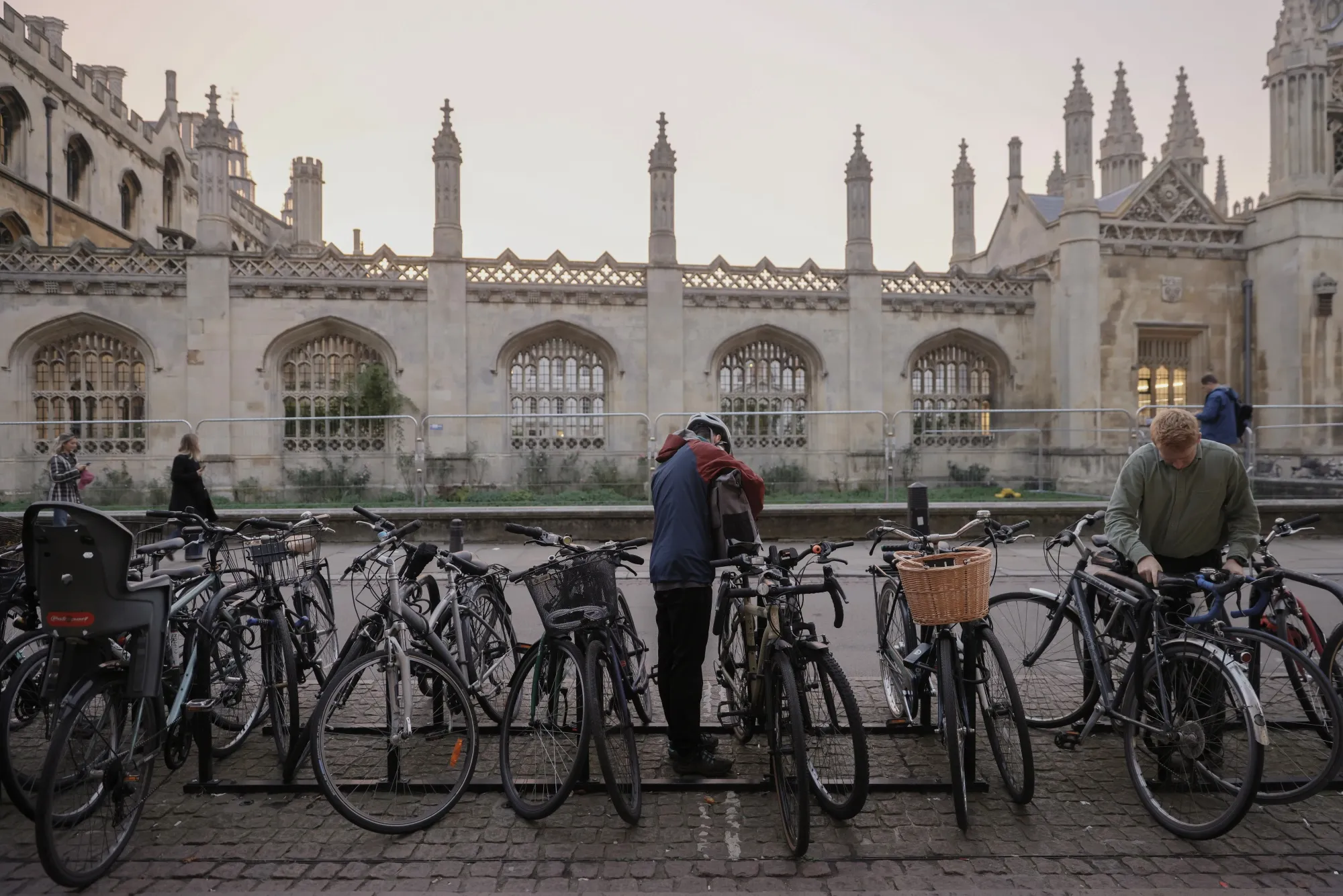 Students outside King’s College, University of Cambridge.
