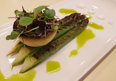 Char-grilled asparagus, burnt onion and chive mayonnaise.