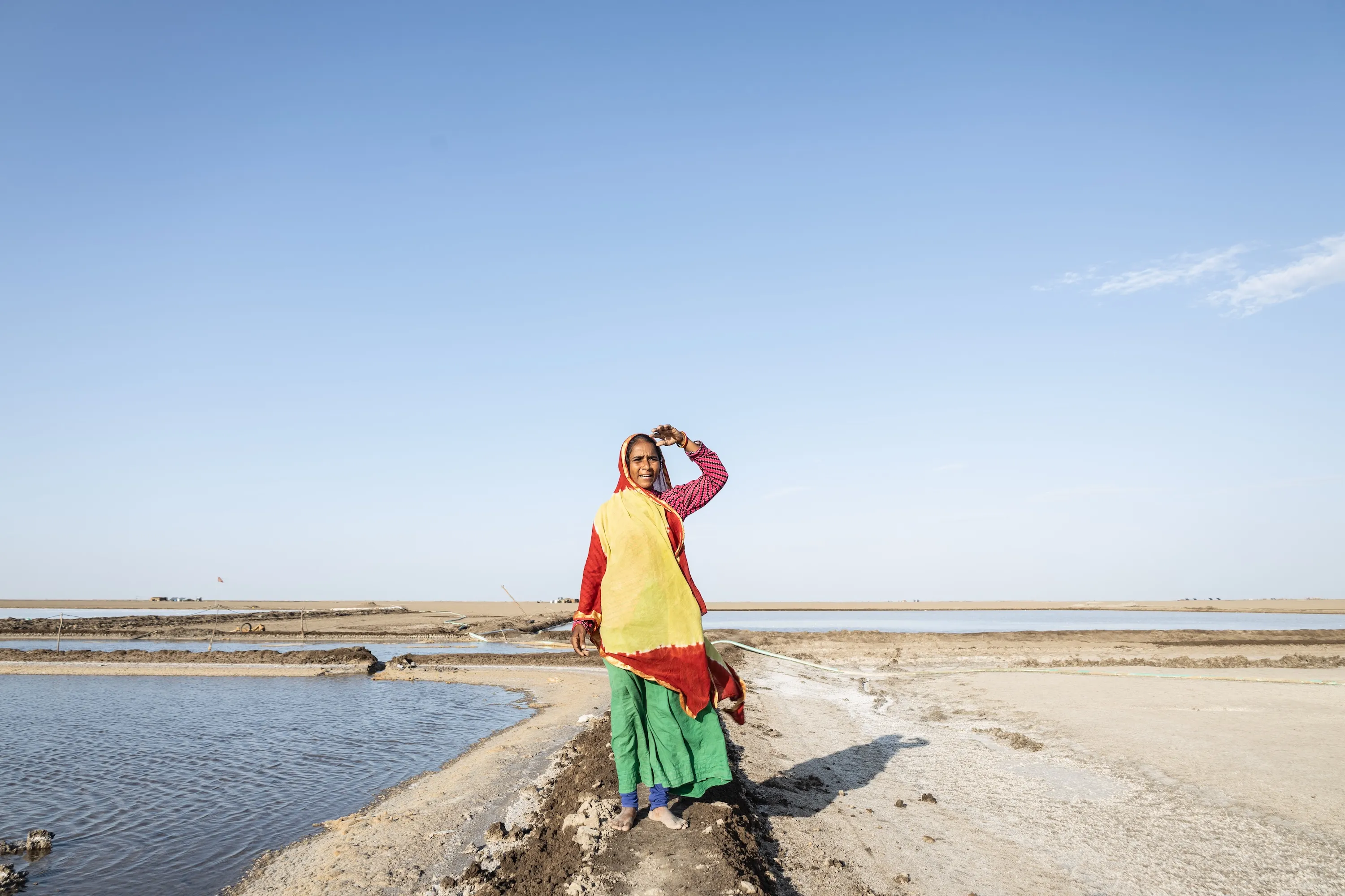 A salt pan worker. Extreme heat poses a serious health&nbsp;risk to outdoor workers.