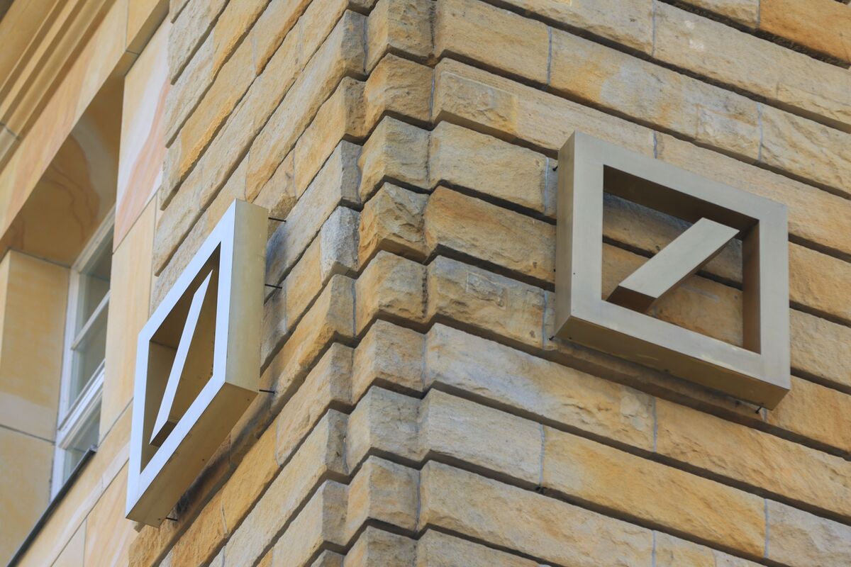 bloomberg.com - Cathy Chan - Deutsche Bank Names Joe Lai APAC Head of Investment Banking