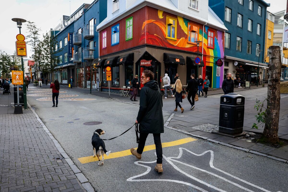 Iceland Ousts Switzerland as World’s Priciest Nation, Union Says