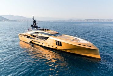 PURSUITS_WEB_Superyacht