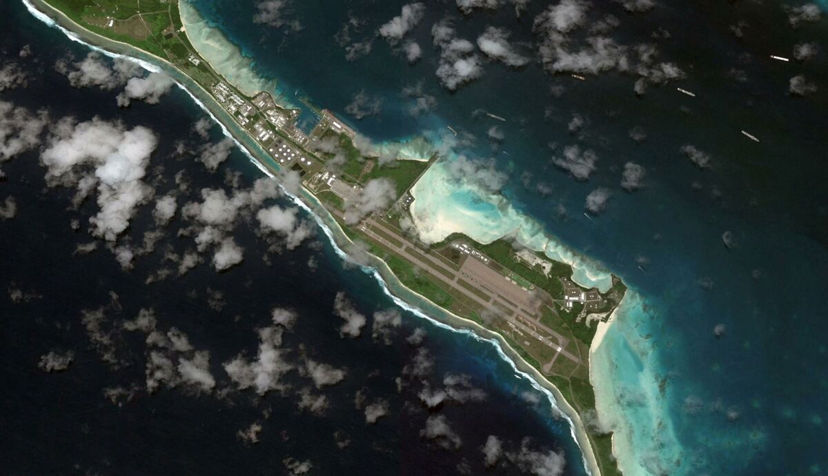 🟪"Il Regno Unito cede le Isole Chagos a Mauritius: un nuovo capitolo dopo due secoli di dominio"