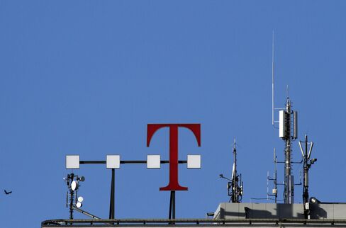 Deutsche Telekom Said to Weigh More Job Cuts to Increase Profit