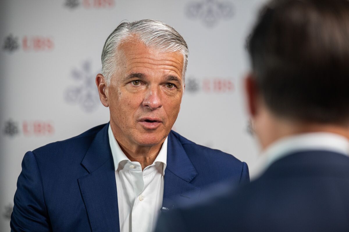 UBS CEO Says Swiss Population Cap Is ‘Not the Solution’