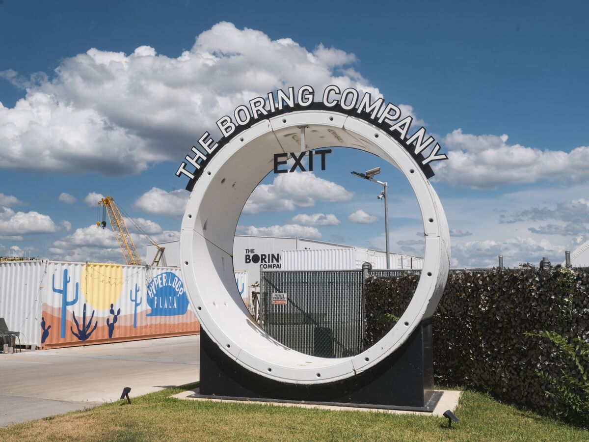 Musk’s Boring Company Will Open ‘Dubai Loop’ Next Year, UAE AI Minister Says