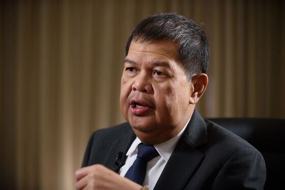 Search Is On for the Next Philippines Central Bank Governor