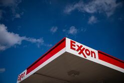  Exxon Mobil branding.