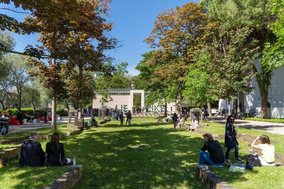 Tour the Highlights of the 2021 Venice Architecture Biennale