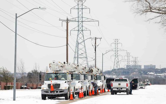 Biden’s Plea to Remake Grid Gets a Boost on Texas Power Crisis