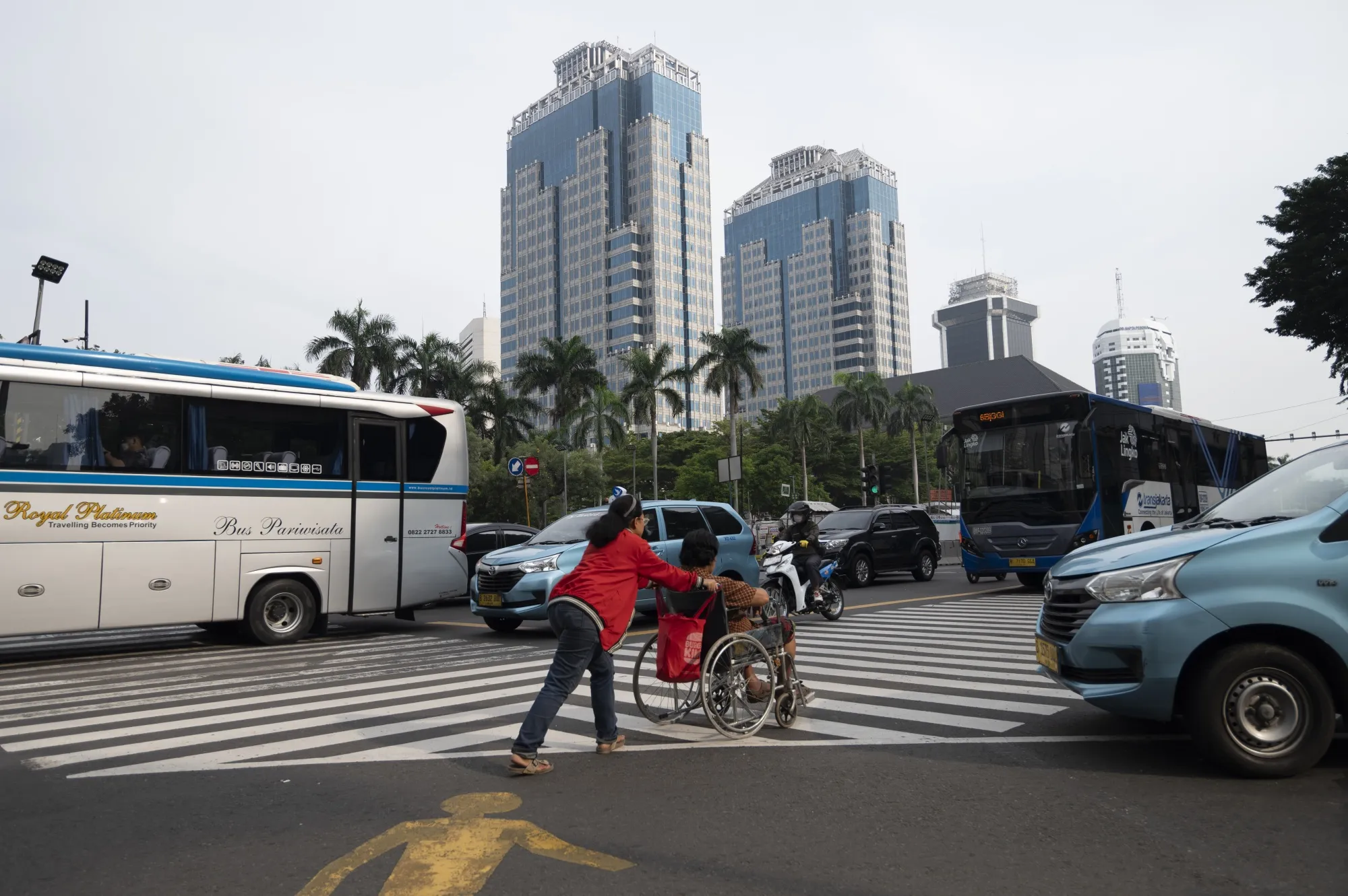USD/IDR: Bank Indonesia Is Set to Hold Rate Steady as Rupiah Risks Recede -  Bloomberg