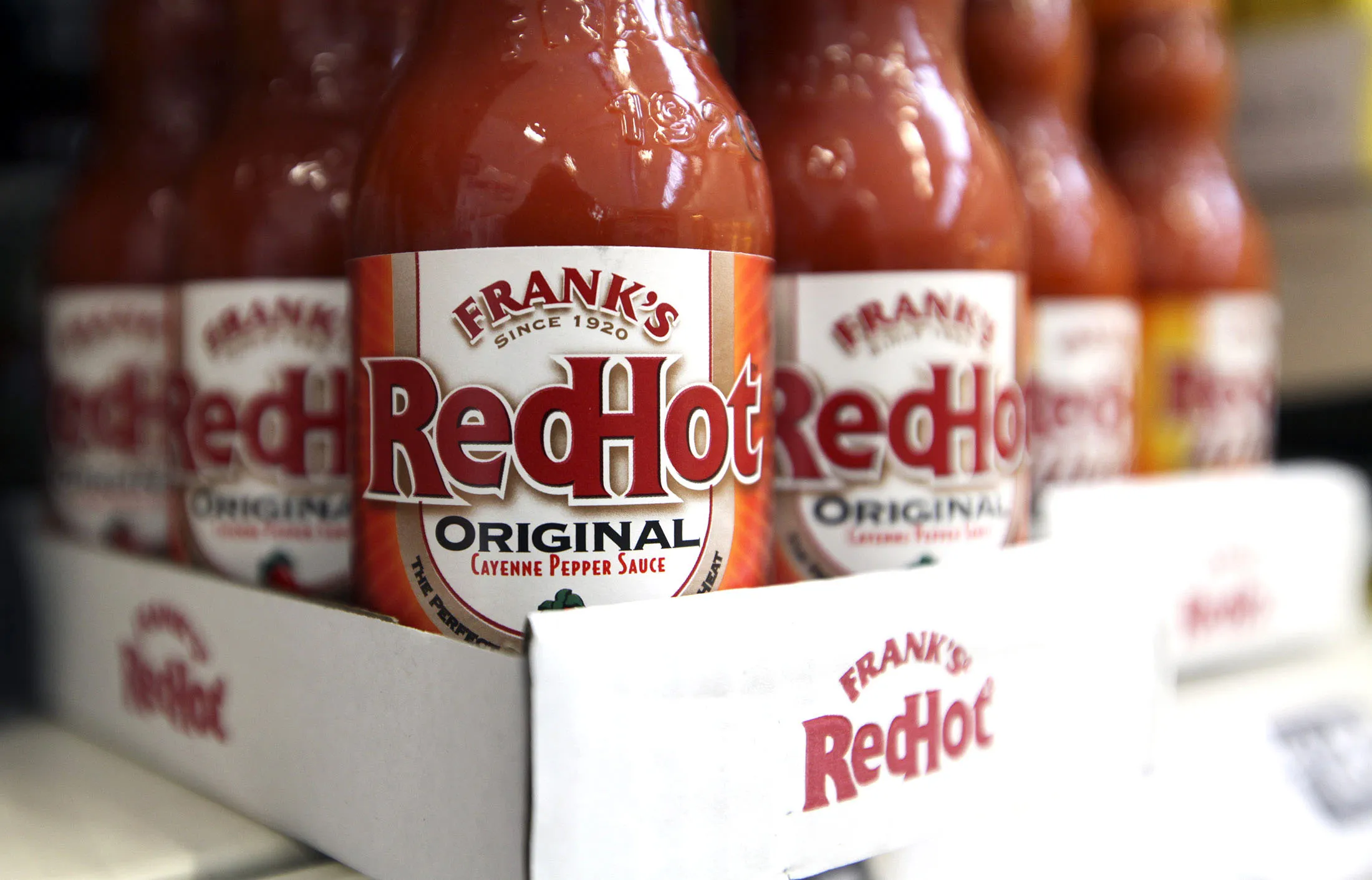 1500437417_frank red hot sauce