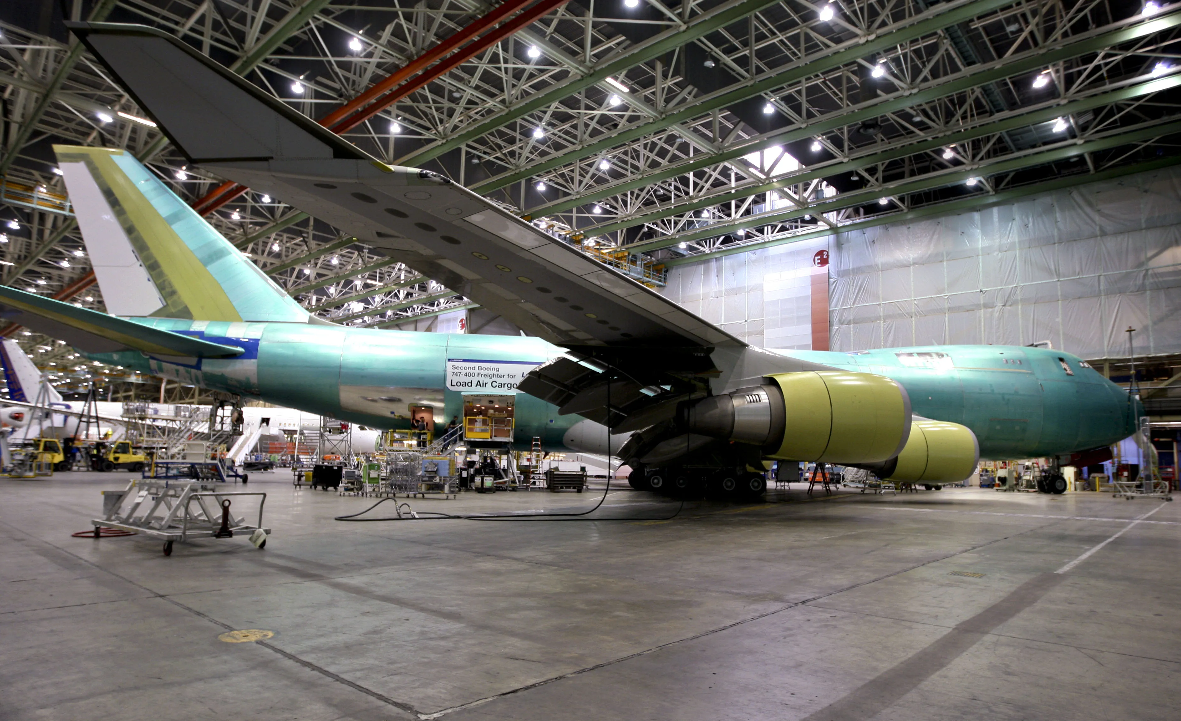 ボーイング747の価格下落－「空の女王」、燃料費高騰に勝てず - Bloomberg