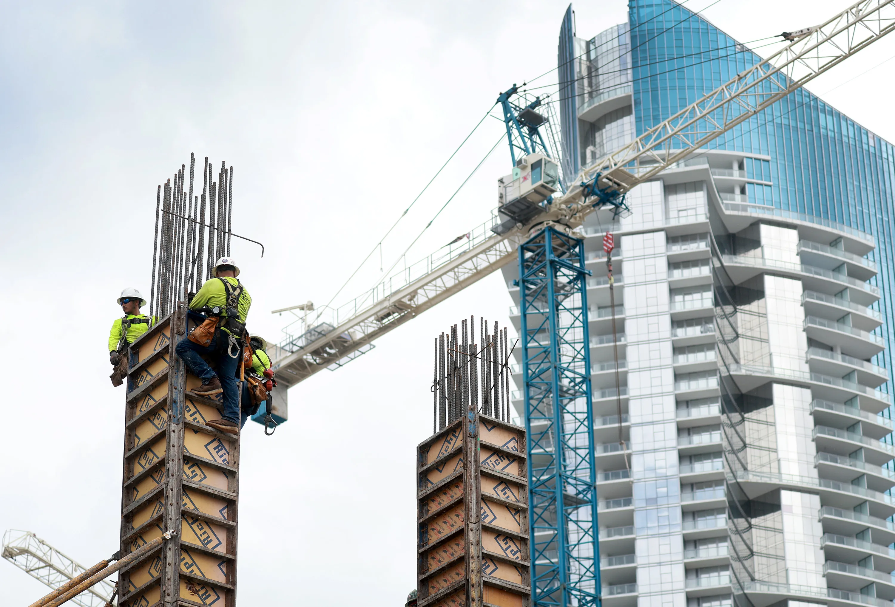 New Construction Torpedoed Austin Rents. Is Miami Next? - Bloomberg