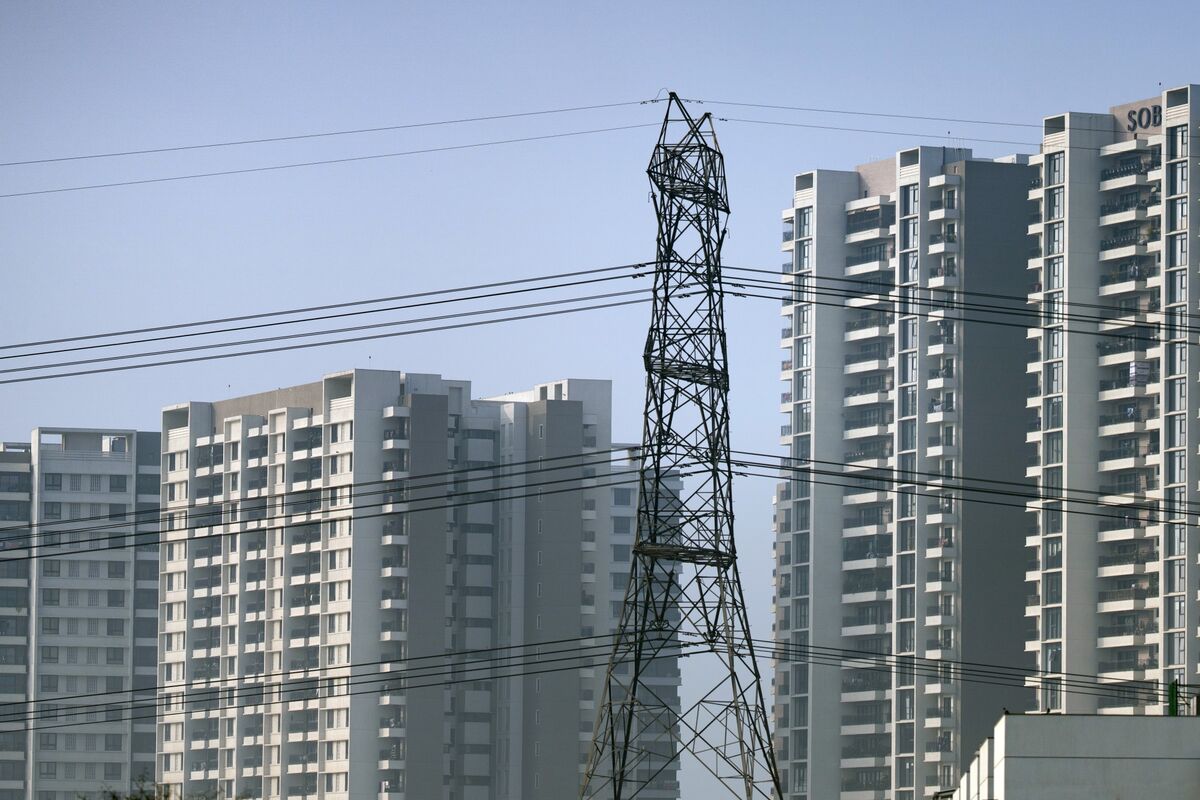 India Power Giant Beats Profit Estimate as Summer Drives Demand