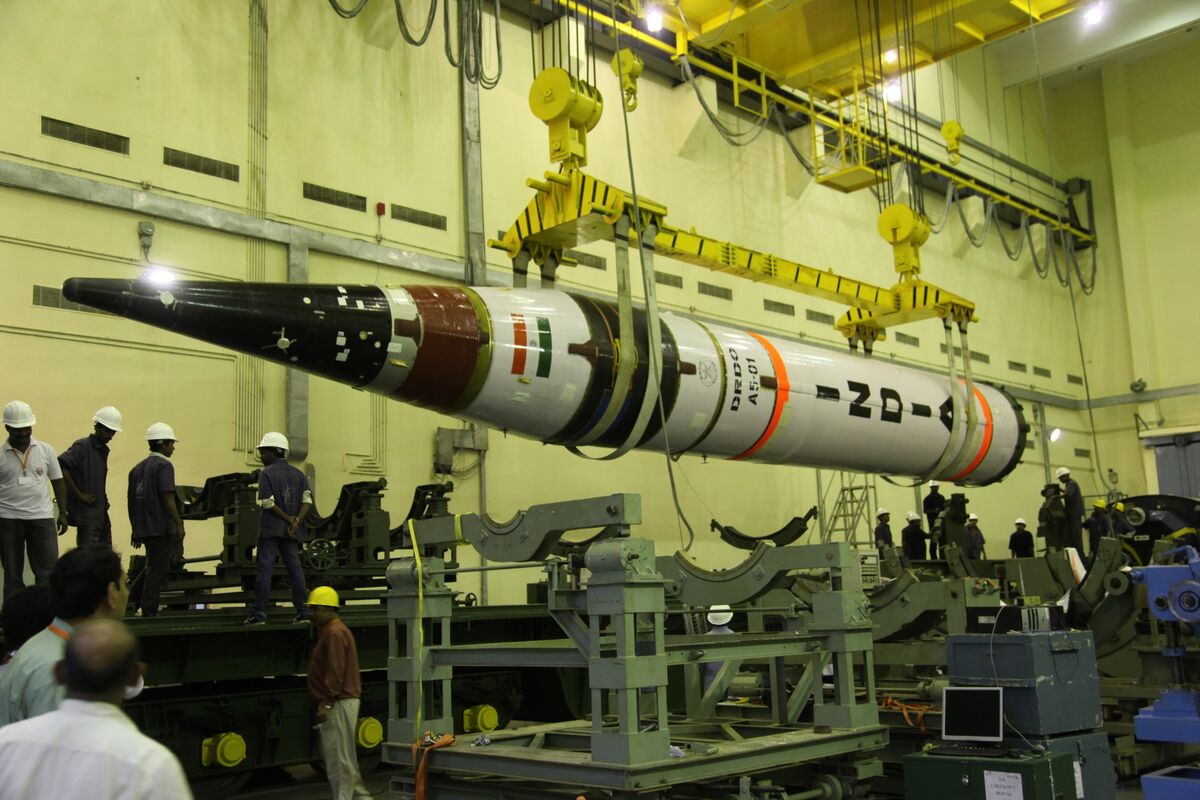 インド、長距離極超音速ミサイルの実験成功－米中ロに続く - Bloomberg