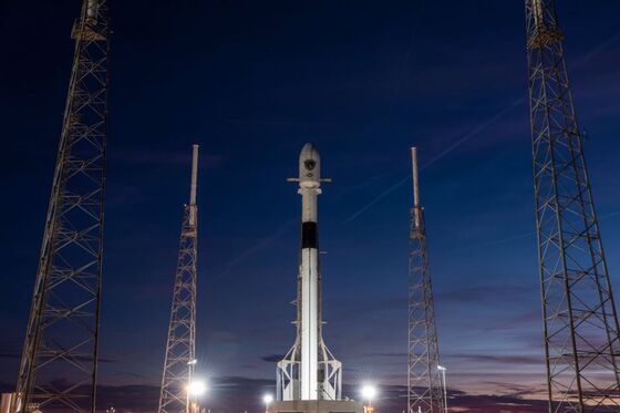 Historic Space Launch Day Includes Troubled Lockheed GPS Satellite