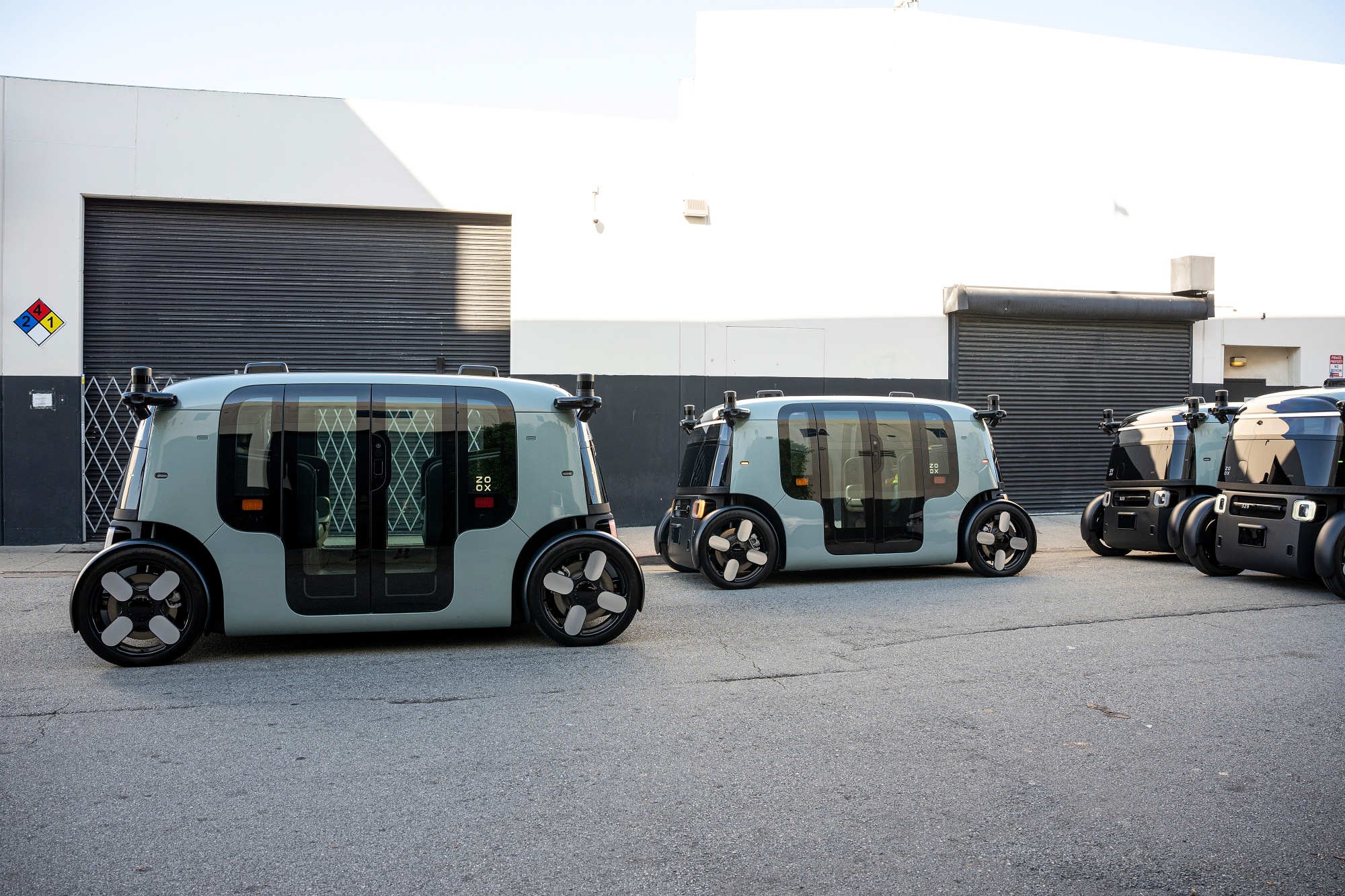 Image associated with story "Amazon’s Zoox Gets Green Light to Deploy Up to 5,000 Robotaxis"