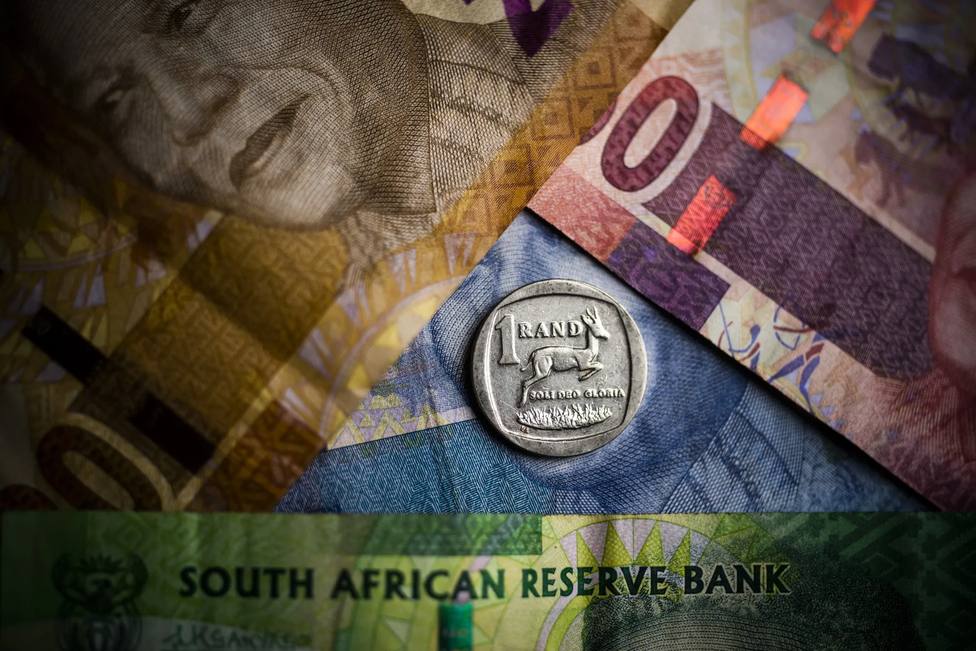 South African Rand Rebound Snaps Streak of Weekly Losses