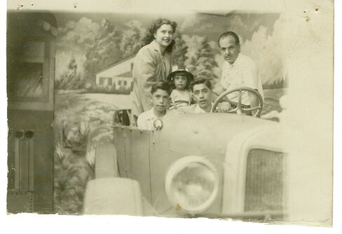 The Coppola family on a roadtrip (Francis on the left).