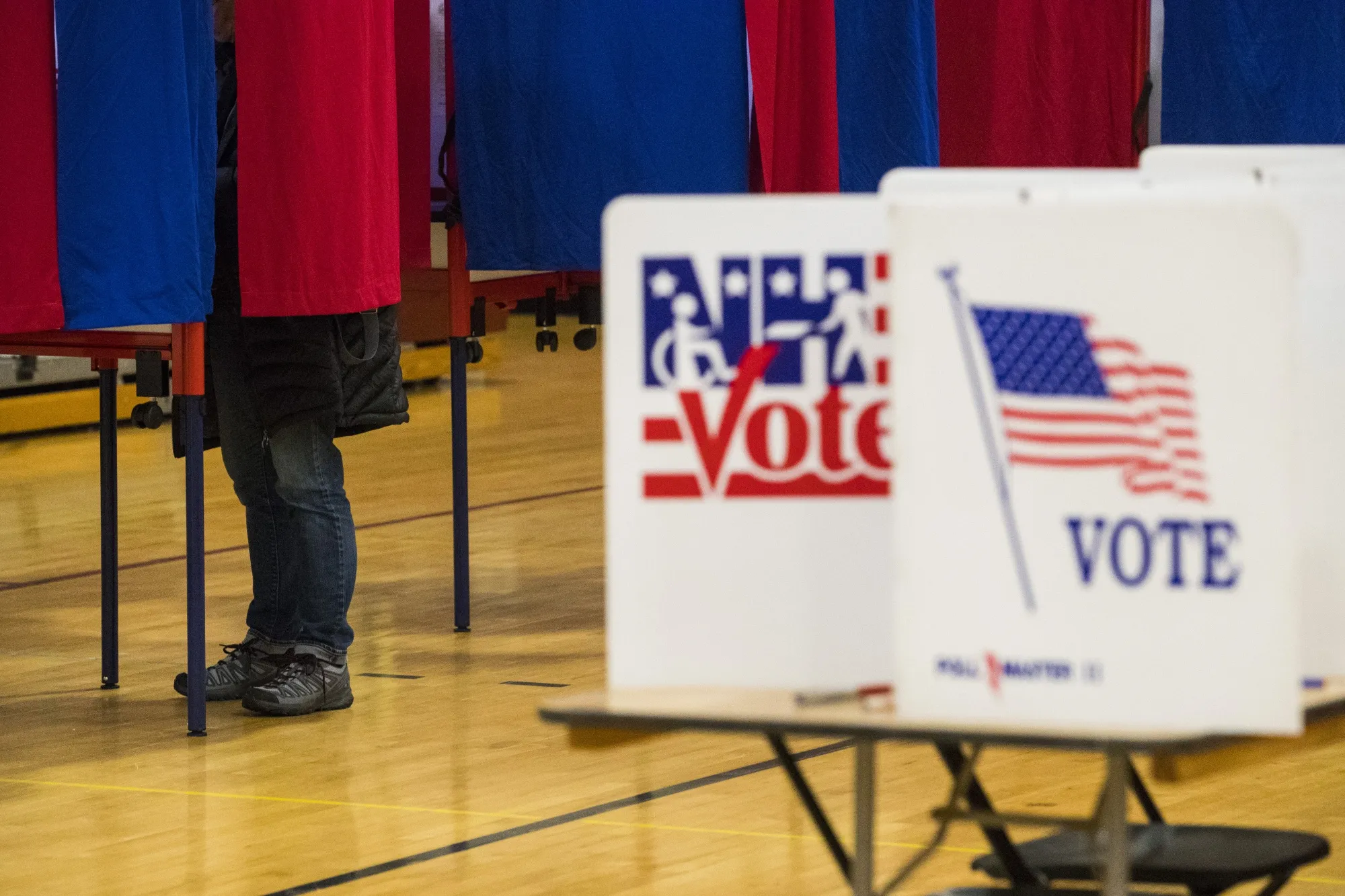 トランプ米大統領、選挙延期を問い掛け－両党議員らが直ちに反対 - Bloomberg