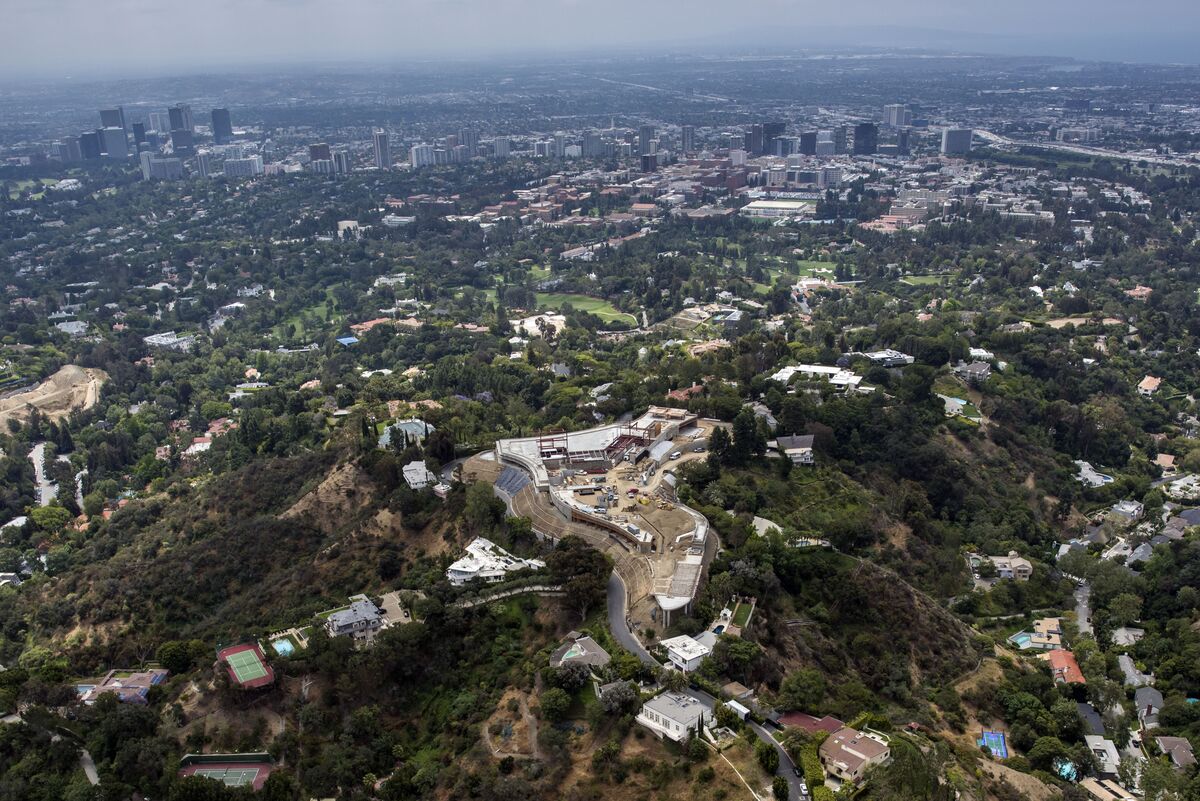 bloomberg.com - Todd Woody - Luxury Homes Are Raising Risks for California's Insurer of Last Resort