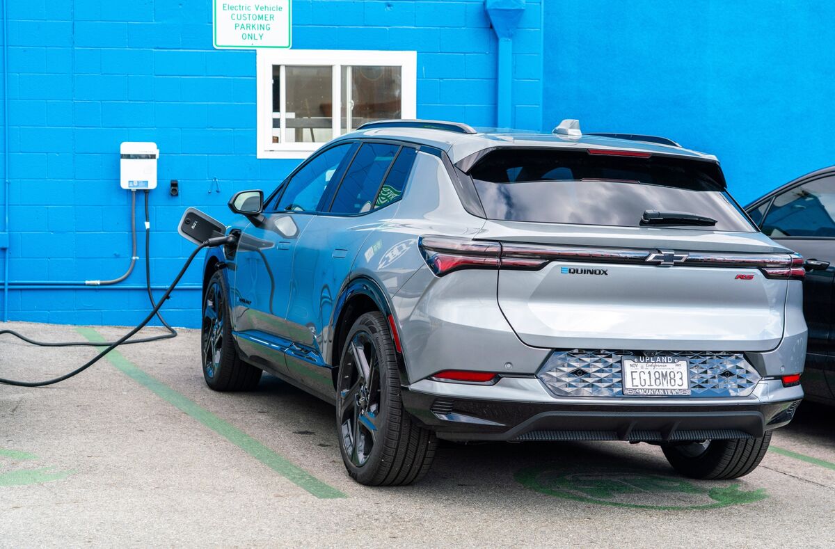 bloomberg.com - David Welch - GM's EV Charges Balloon to $7.6 Billion as US Demand Craters