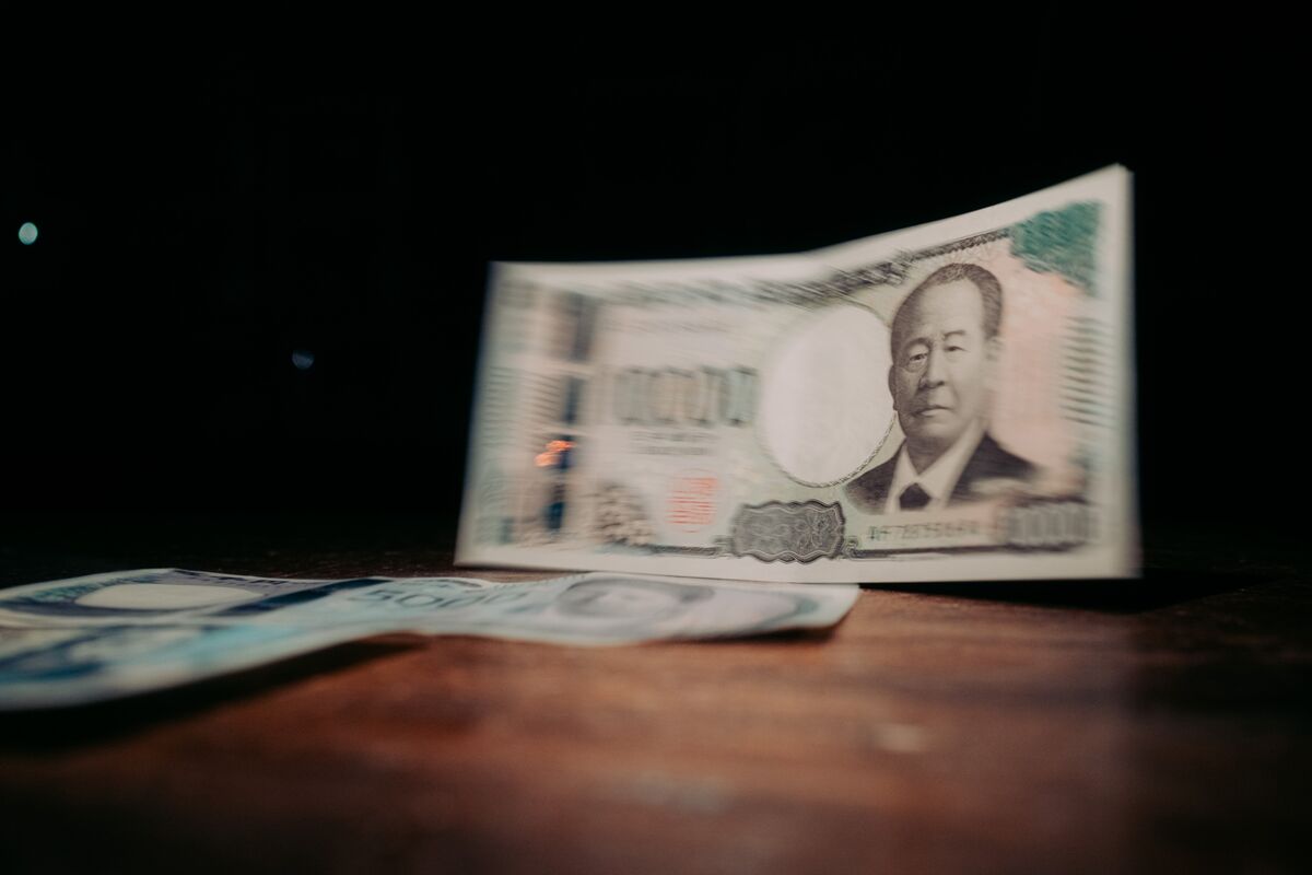 衆院選前の30年国債入札に市場身構え、財政懸念根強い－利回りは魅力