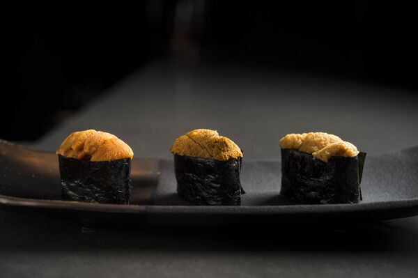A Flight Of Sea Urchin Includes Pieces From Maine Santa Barbara And Hokkaido At Sushi Nakazawas A Flight Of Sea Urchin Includes Pieces From Maine Santa Barbara And Hokkaido At Sushi Nakazawas