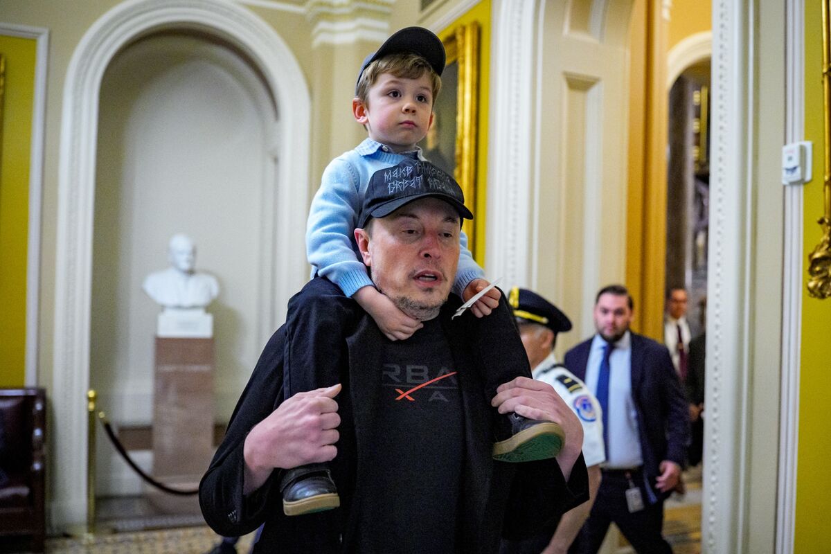 What Explains the Elon Musk, Pavel Durov Billionaire Baby Boom? - Bloomberg