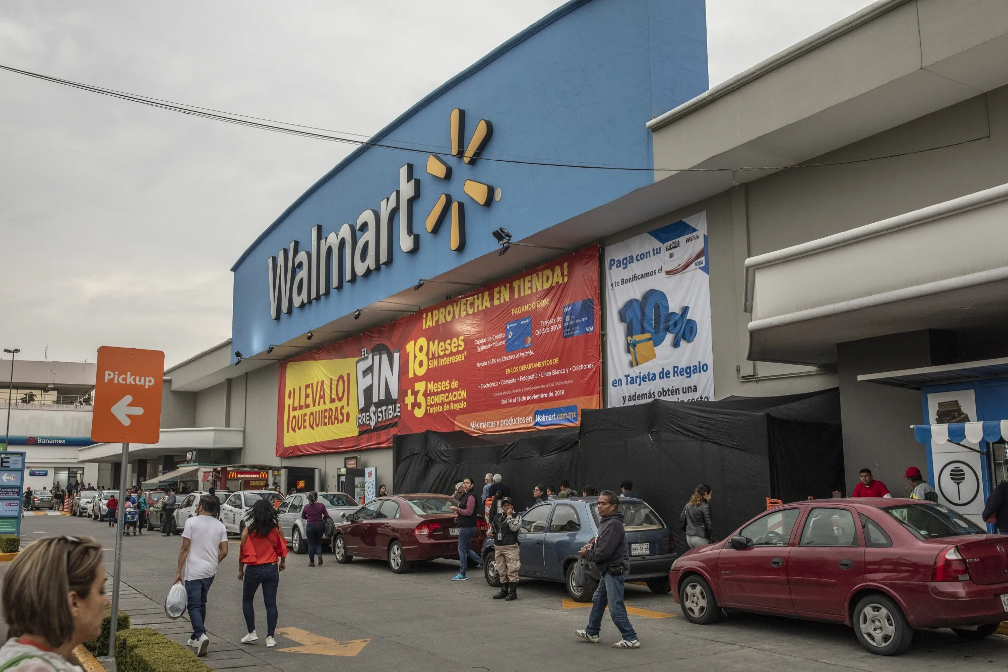 A Walmart store in Mexico City