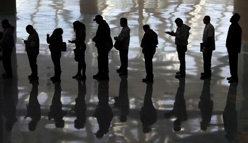 FHA Will Lower Mortgage Insurance Premiums for Home Refinanc