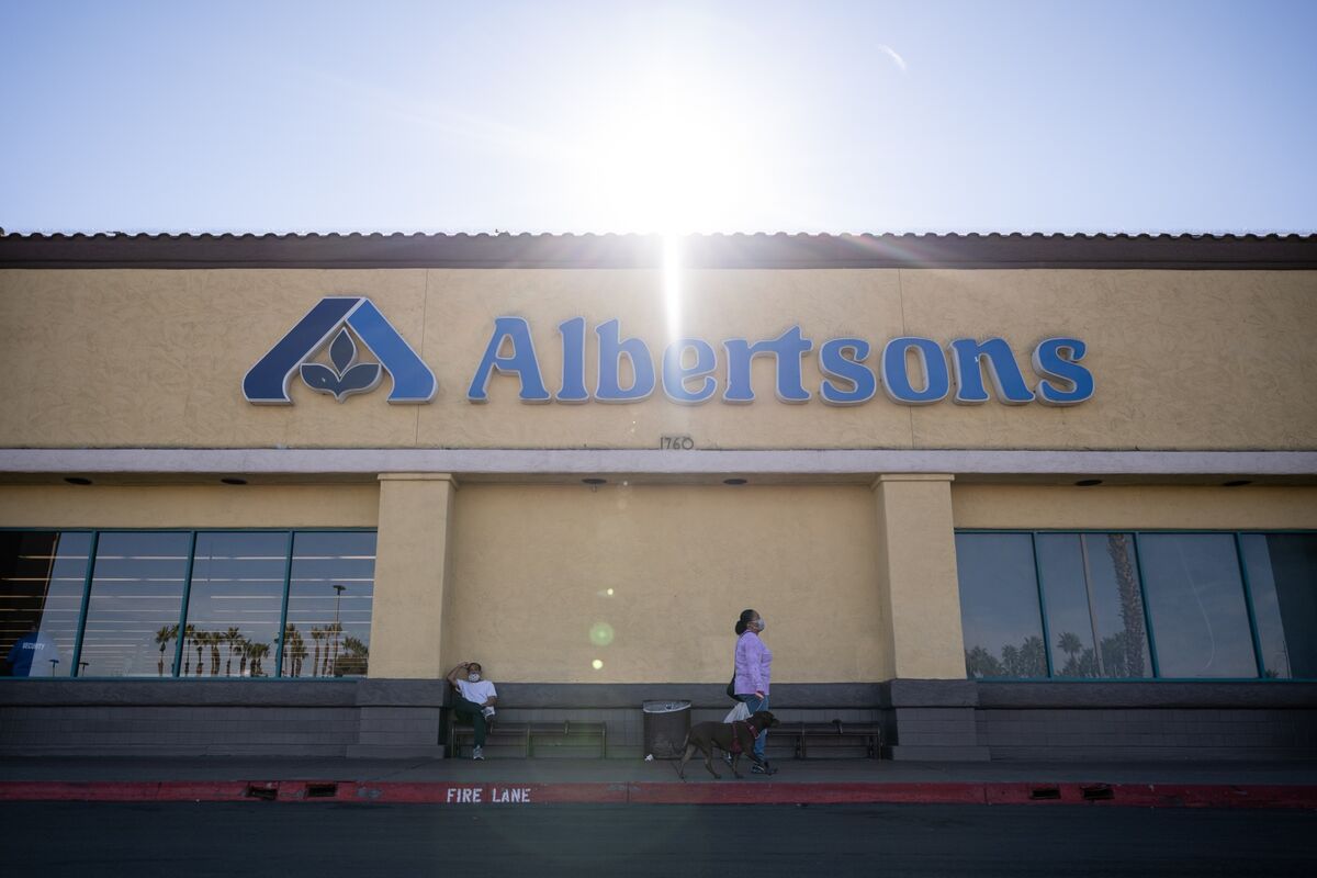 Albertsons Christmas Hours 2022 Albertsons, Cerberus Set To Write New Chapter In Decade-Plus Saga -  Bloomberg