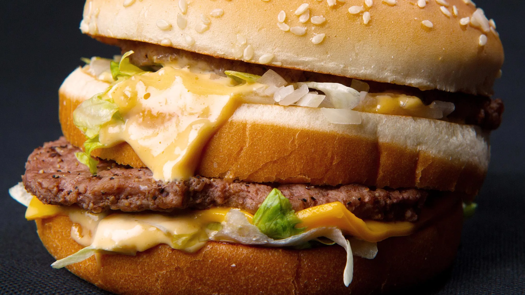 1484684891_etc_bigmac05-social
