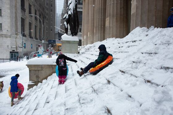 New York Snow Entered Record Books as City Dug Out