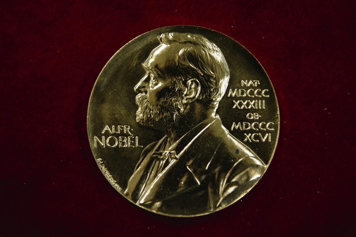 bloomberg.com - Jonathan Levin - The Nobel Prize in Economics Is a Message to the Fed