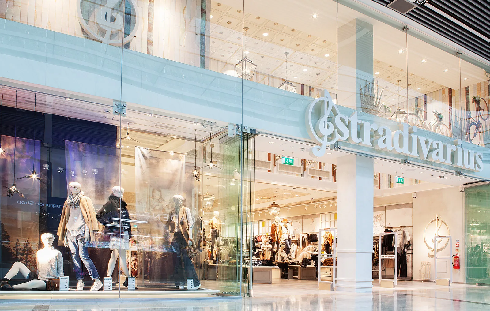 Looking in at Stradivarius's Westfield flagship store in London.
