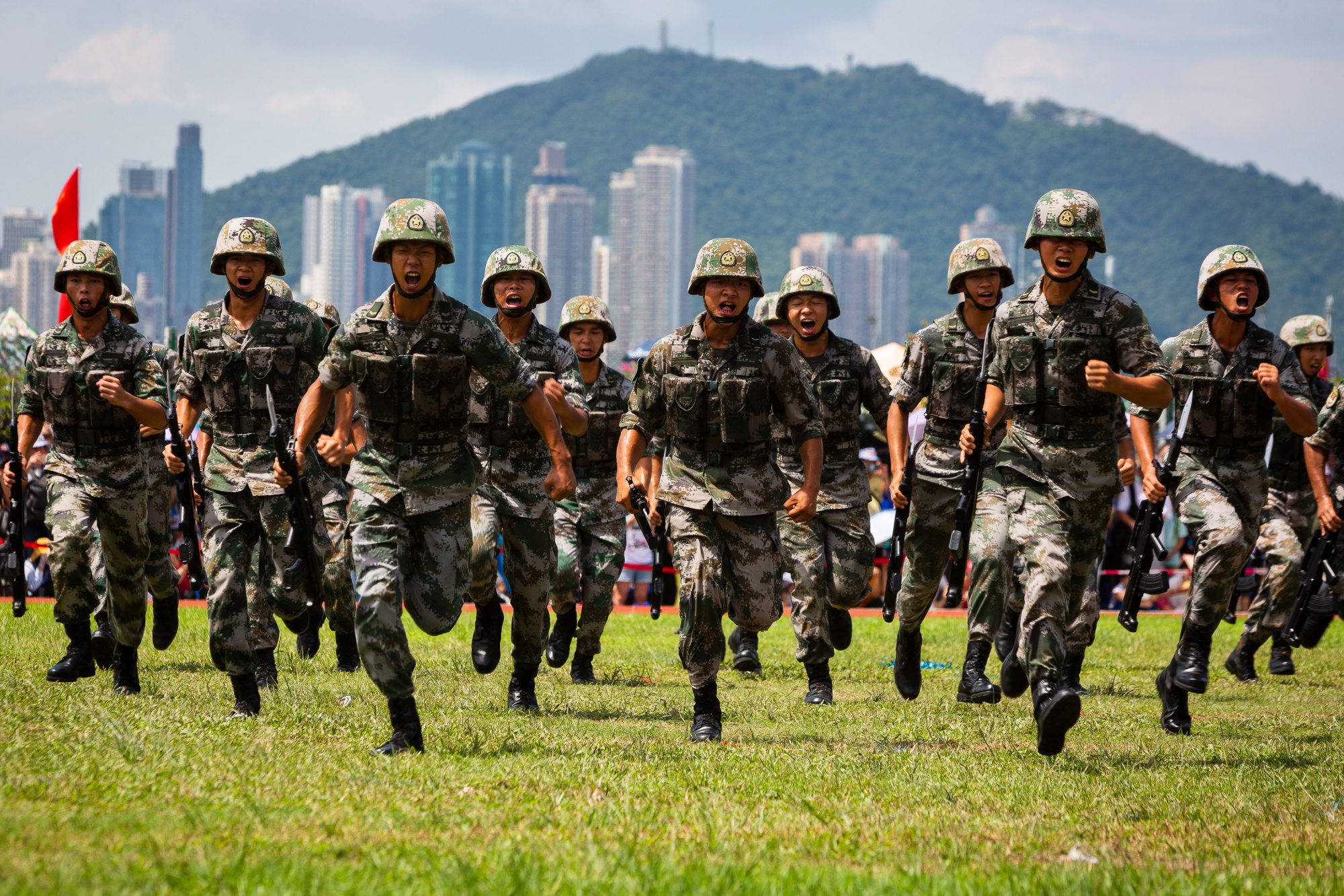 Деятельность китая. Солдаты Китая. Современный китайский солдат. Chinese Army. Китай войны солдаты.