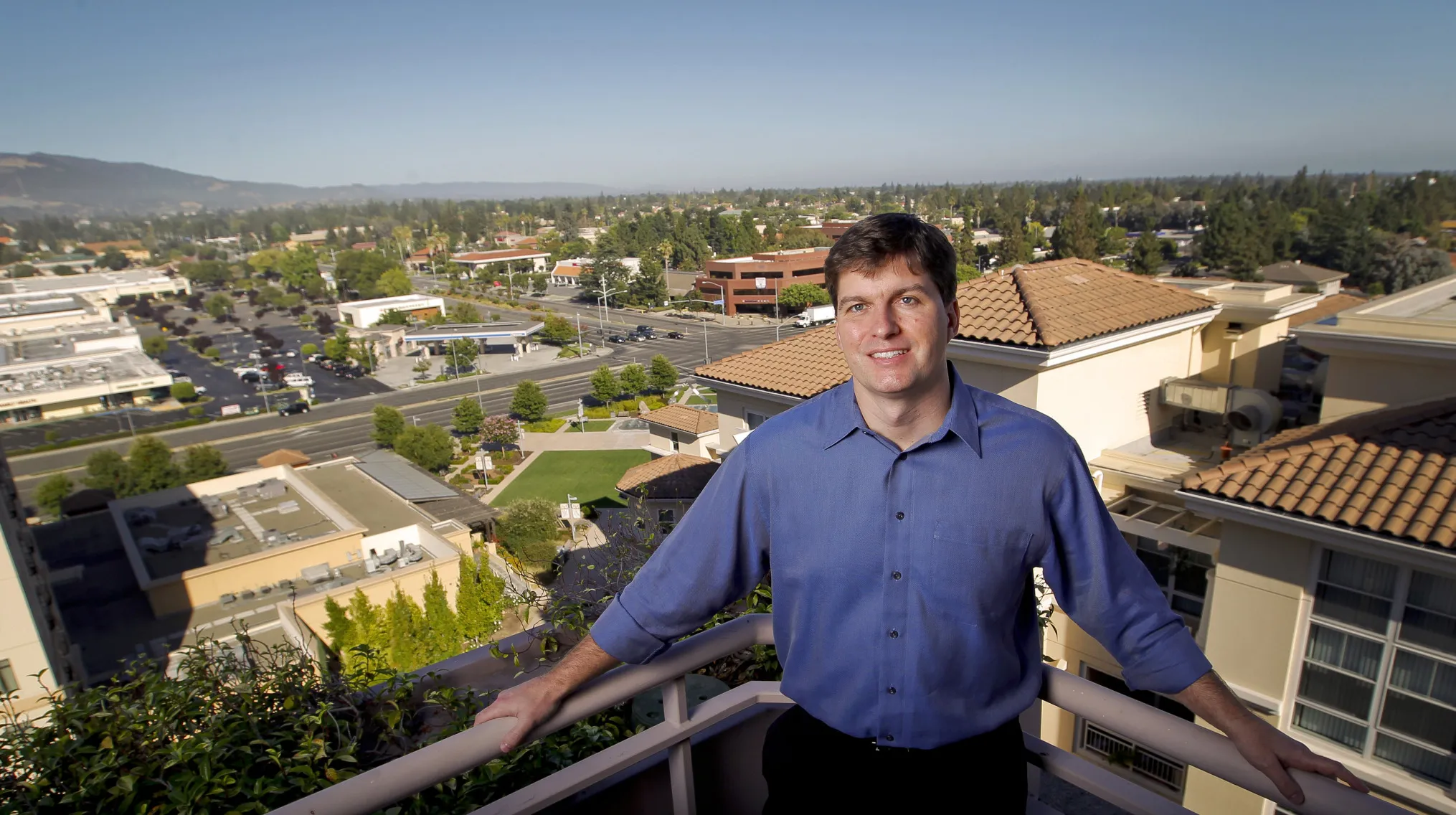 urry, Predictor Of Mortgage Collapse, Bets On Farmland, Gold