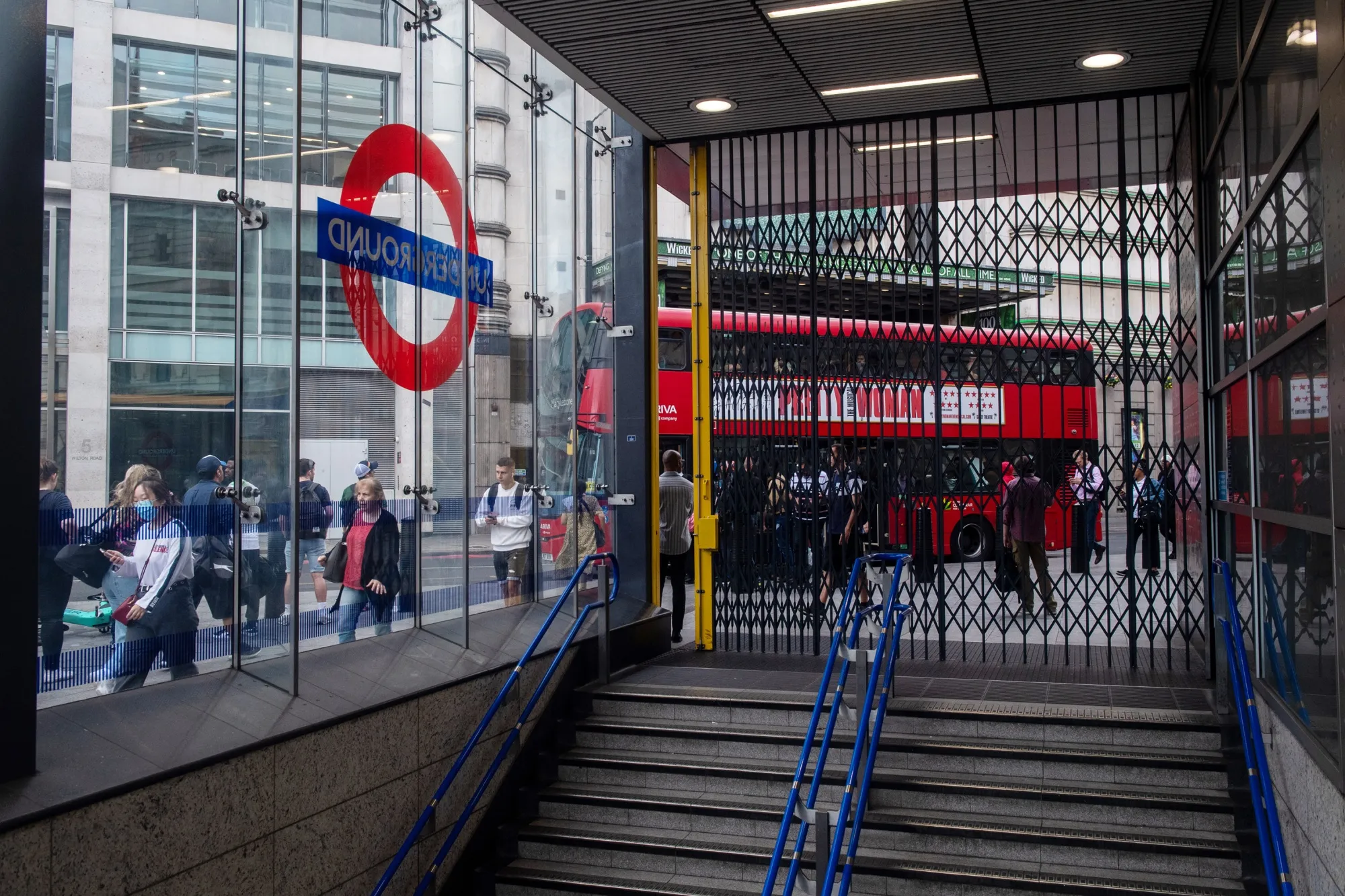 Commuters outside Victoria underground station&nbsp;in London during a strike in August 2022.&nbsp;