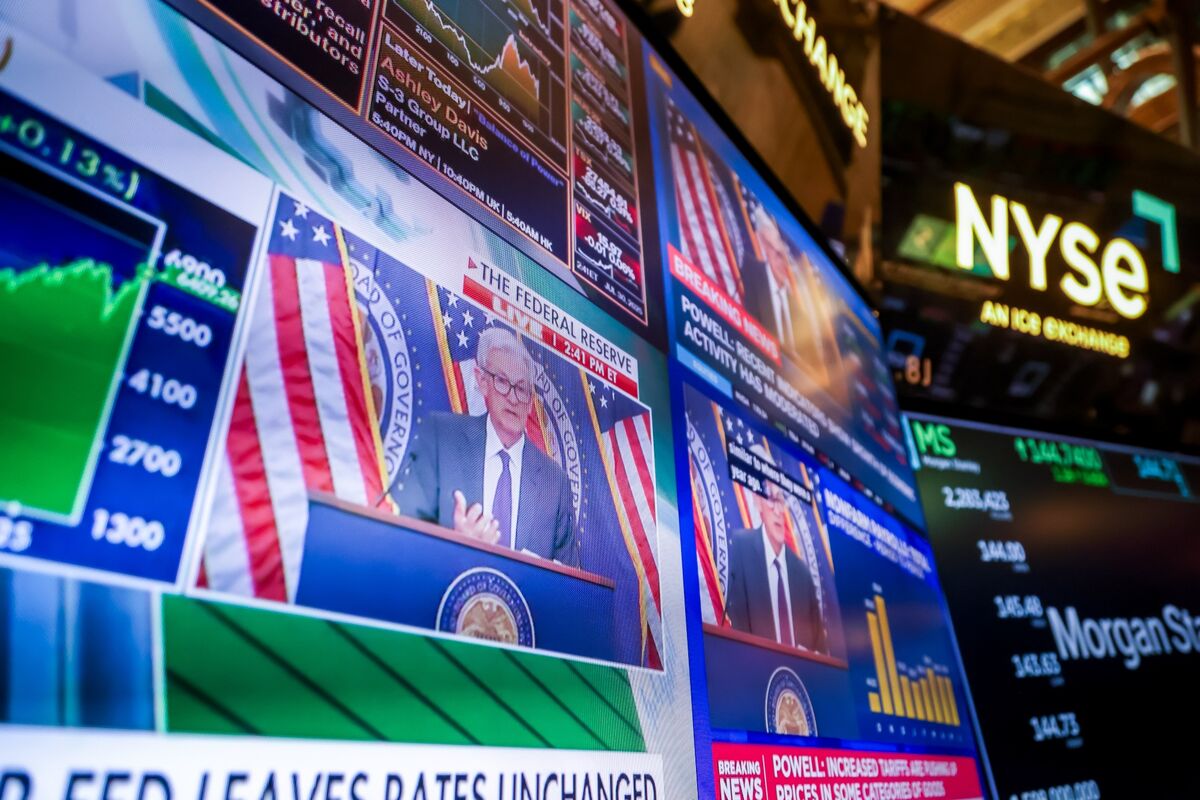 Trump’s Interest Rate Obstacle Is Bigger Than Powell