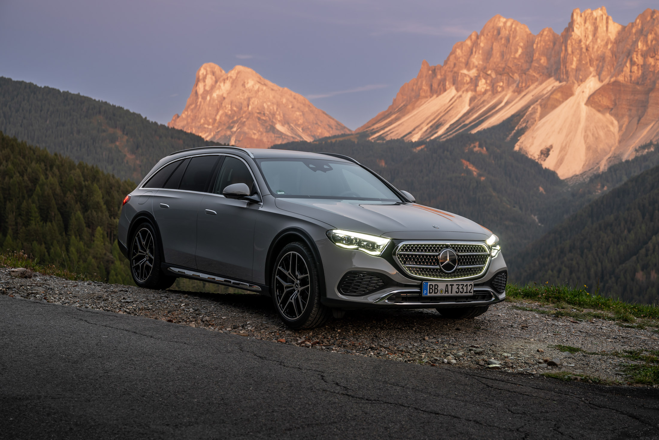 The 2024 Mercedes Benz E Class All Terrain Is The Wagon We Want Bloomberg    1x 1 