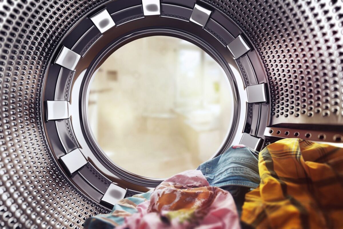13 Off-Grid Washing Machine to Wash Your Clothes Without Electricity