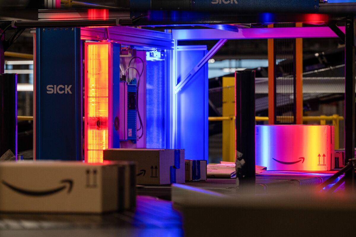 assets.bwbx.io image