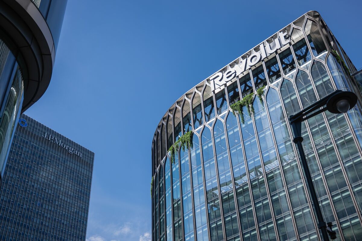 Revolut Wins Conditional Approval From OCC for US Bank Charter