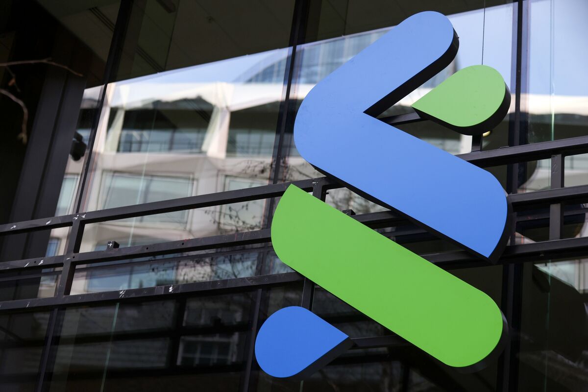 Finance: Standard Chartered will integrate the crypto custody business of its subsidiary Zodia into its operations.