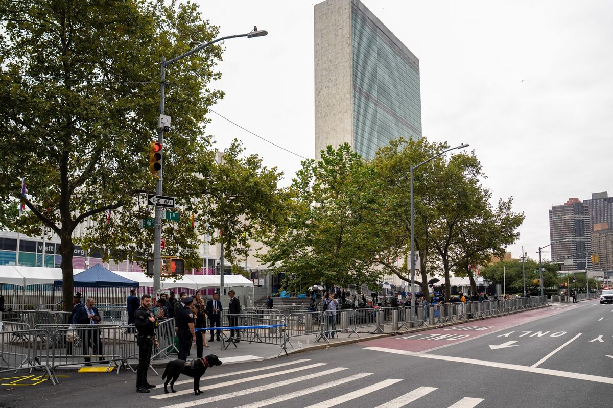 Secret Service Thwarts Plot to Take Out Cellular Service Near UN
