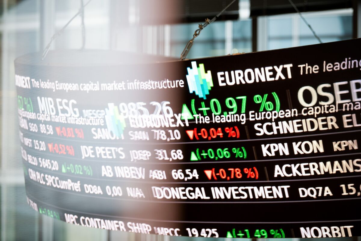 bloomberg.com - Jonathan Tirone - Europe's AI Trade Banks on a Late-Mover Advantage