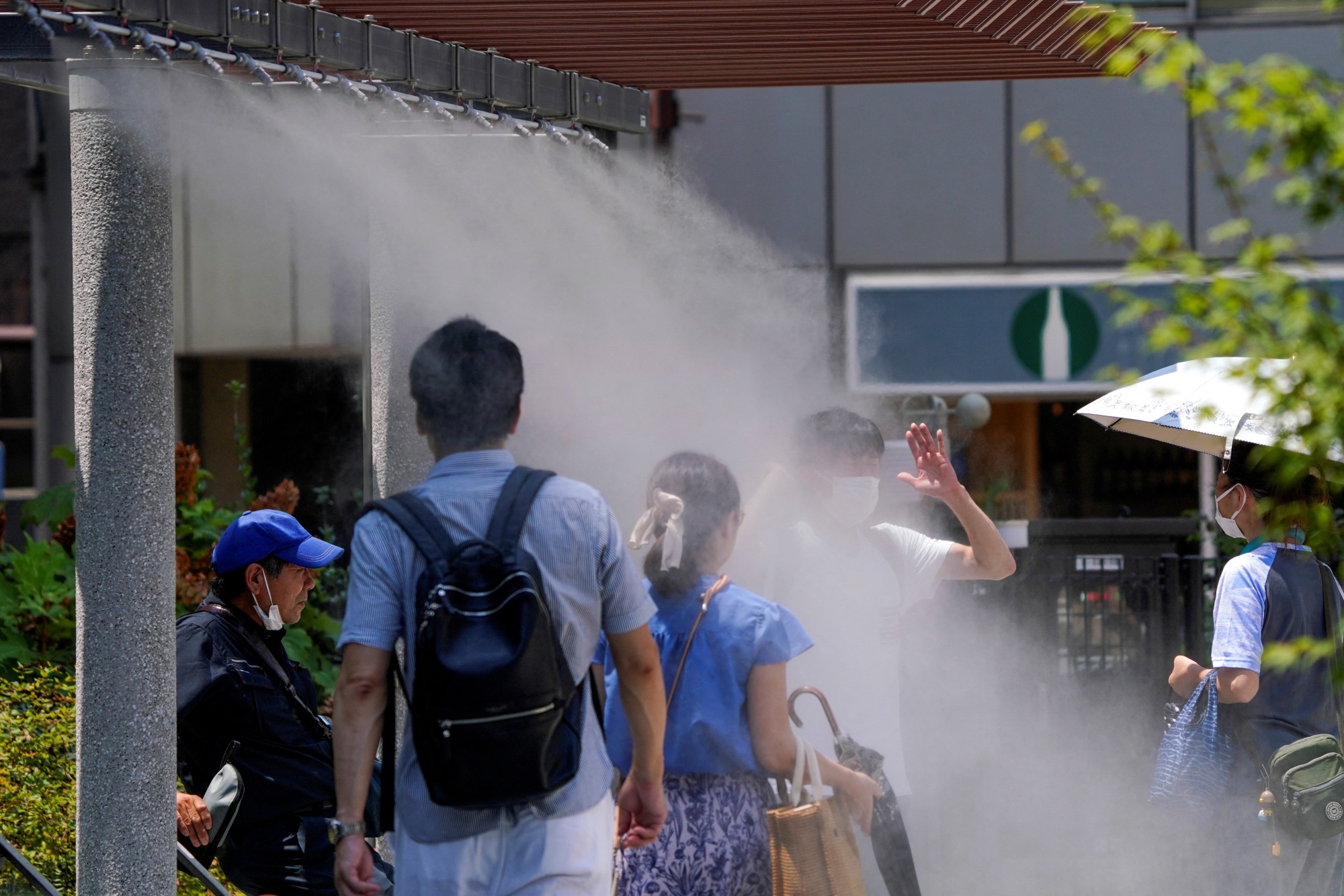 Tokyo sizzles amid record June temperature in 147 years
